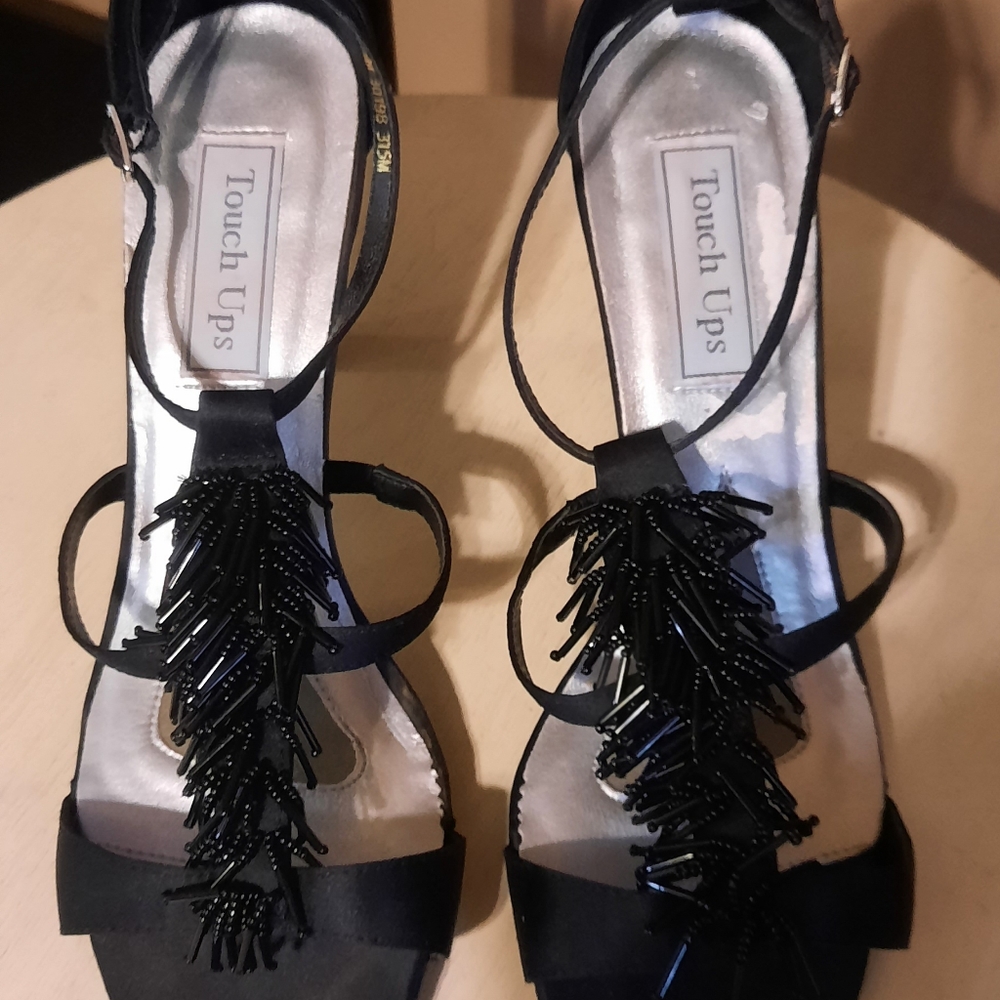 Touch Ups Heels  NWOT